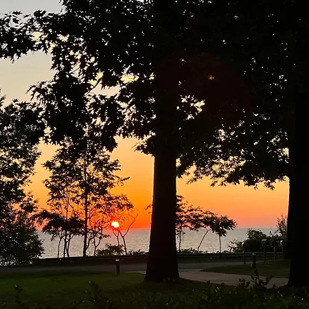 Pet Friendly Property With Private Access To Lake Michigan And Beautiful Sunset Views
